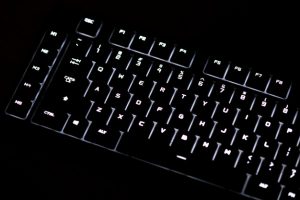 Quelle est la différence entre un clavier azerty et qwerty ?