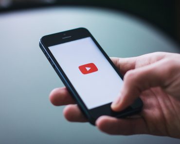 Blog ou chaîne youtube : comment faire son choix ?