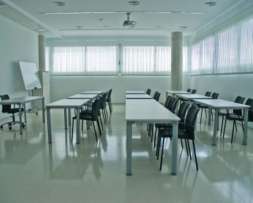 Comment choisir le bon projecteur LED pour ses chantiers ? Comment choisir le bon projecteur LED pour ses chantiers ?