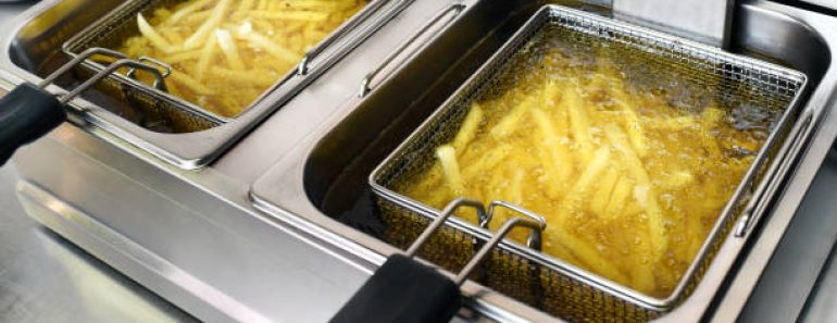 Quelle huile utiliser pour cuire des Frites ? Quelle huile utiliser pour cuire des Frites ?